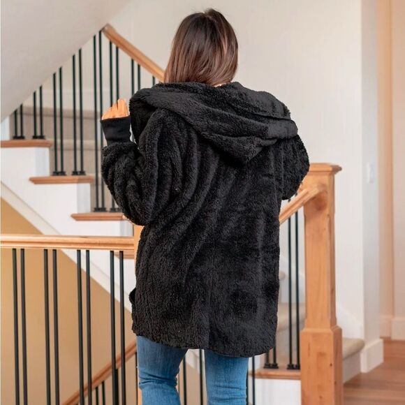 Hem & Thread Women's Black Hooded Fleece OSFM - Picture 2 of 5